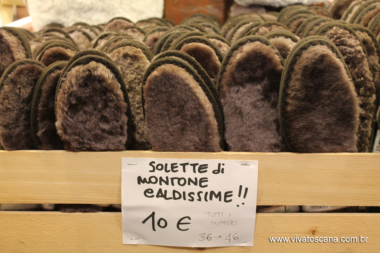 palmilha de lã vendida no mercadinho de Natal da Santa Croce.